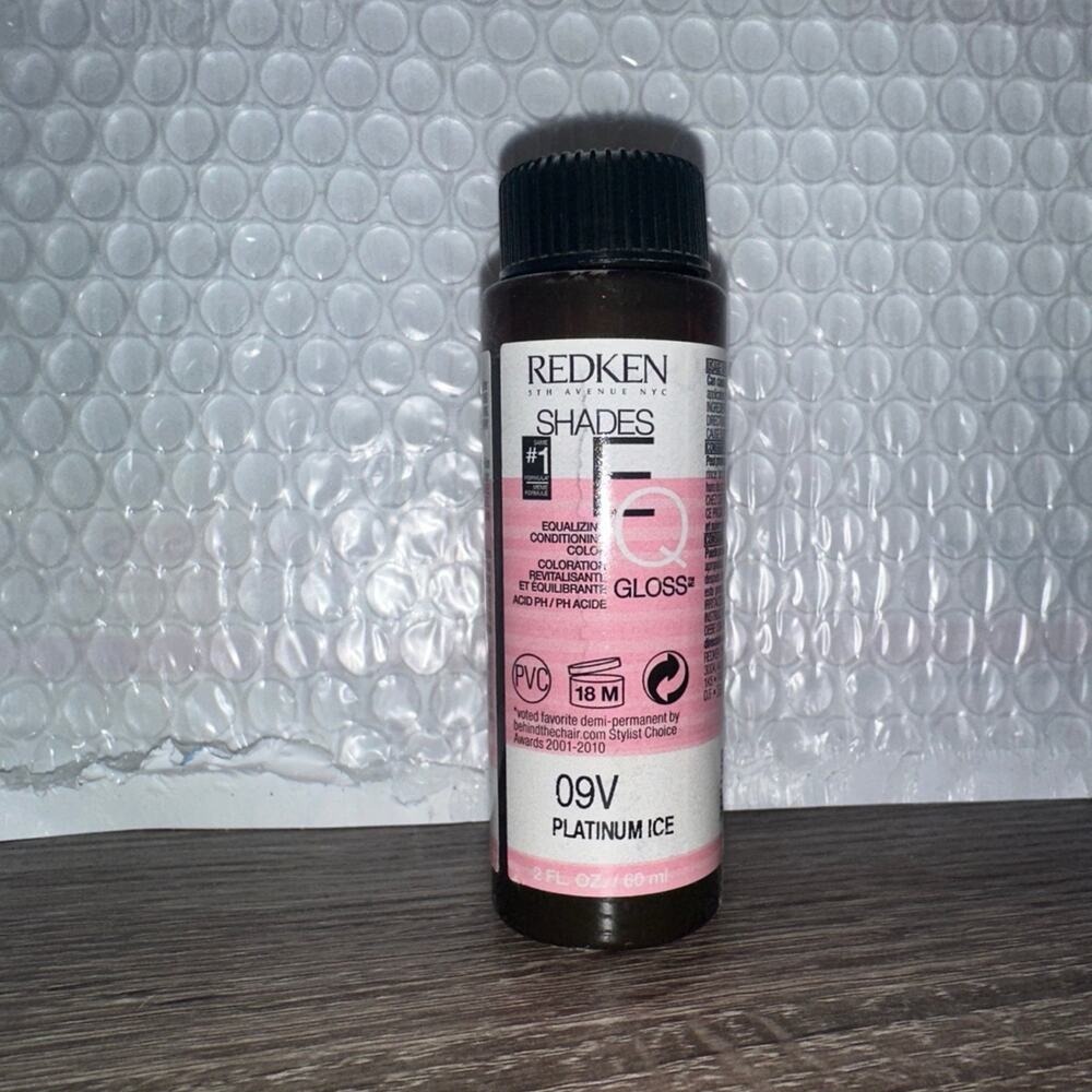 Redken Shades EQ Gloss 9V Platinum Ice Demi-Permanent Hair Color shine